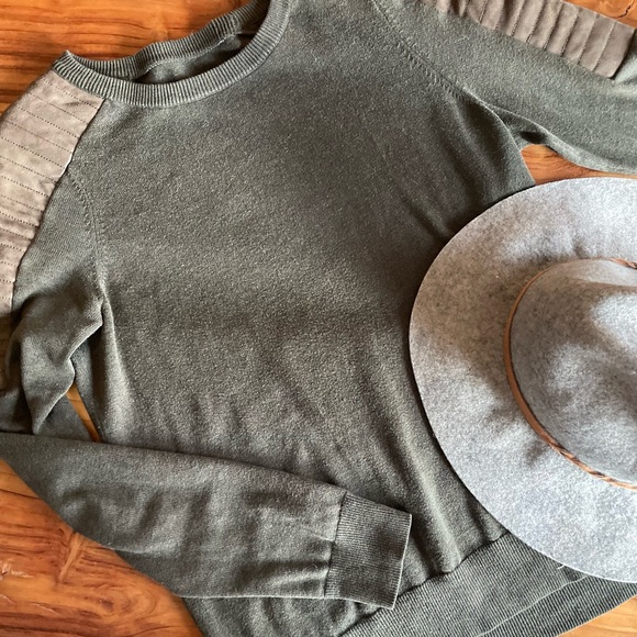 All Saints Olive Green Sweater with Leather Shoulders - Picture 2 of 10